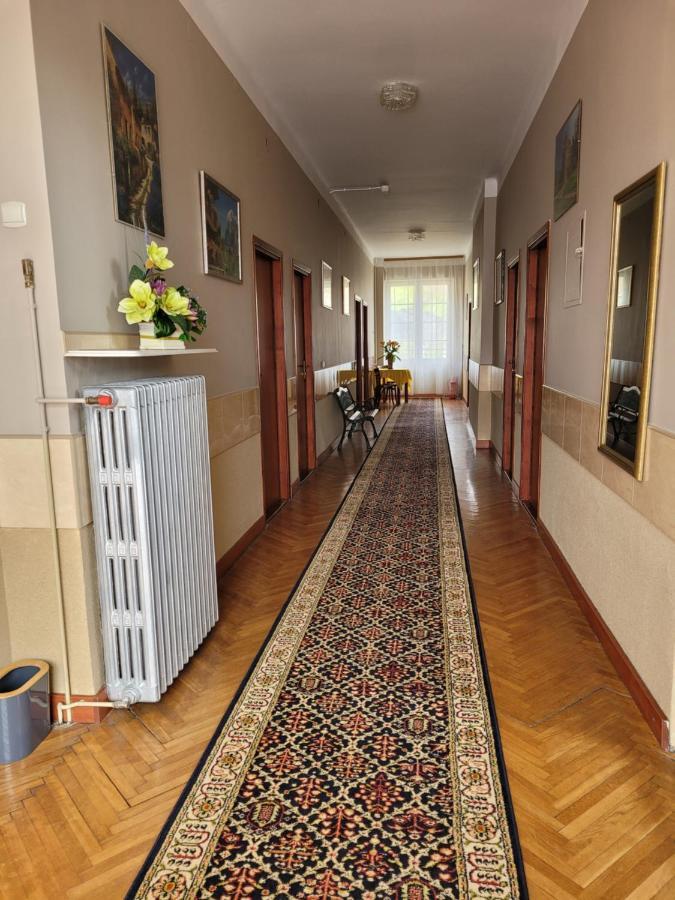 Zajazd Meran Krynica Zdroj Exterior photo